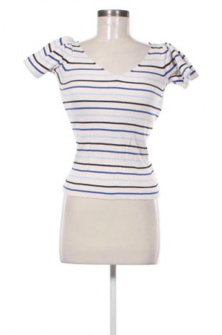 Damenpullover ONLY, Größe M, Farbe Mehrfarbig, Preis 17,99 €