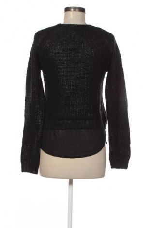 Dámský svetr Q/S by S.Oliver, Velikost S, Barva Černá, Cena  329,00 Kč