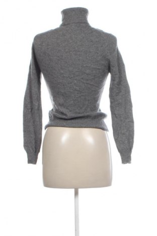 Dámský svetr Sisley, Velikost S, Barva Šedá, Cena  379,00 Kč