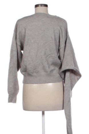Дамски пуловер Unbranded, Размер XS, Цвят Сив, Цена 19,99 лв.