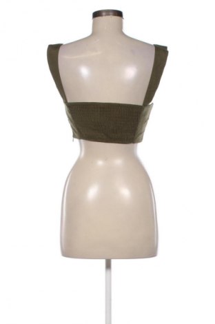 Дамски топ Bershka, Размер M, Цвят Зелен, Цена 28,88 лв.
