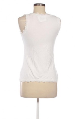Дамски топ Body Flirt, Размер S, Цвят Бял, Цена 29,33 лв.