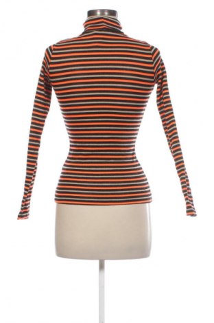 Дамско полo Victoria C., Размер S, Цвят Многоцветен, Цена 55,99 лв.