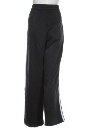 Γυναικείο αθλητικό παντελόνι Adidas, Μέγεθος XL, Χρώμα Πολύχρωμο, Τιμή 56,99 €