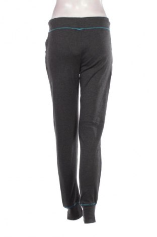 Дамско спортно долнище Bench, Размер M, Цвят Сив, Цена 28,99 лв.