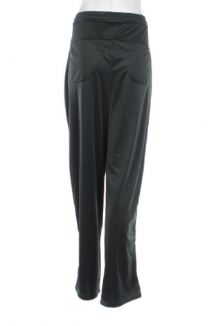 Γυναικείο αθλητικό παντελόνι Bershka, Μέγεθος XL, Χρώμα Πράσινο, Τιμή 27,70 €