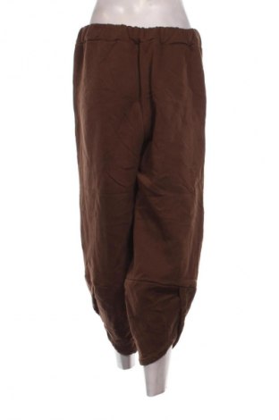 Дамско спортно долнище NEW COLLECTION, Размер XXL, Цвят Кафяв, Цена 31,99 лв.