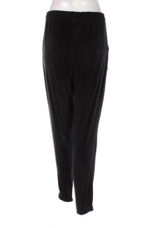 Дамско спортно долнище Unbranded, Размер M, Цвят Черен, Цена 24,99 лв.