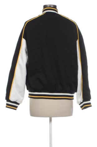 Дамско яке Bershka, Размер M, Цвят Черен, Цена 26,99 лв.