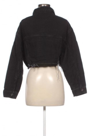 Dámská bunda  Bershka, Velikost M, Barva Černá, Cena  269,00 Kč
