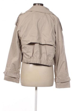 Дамско яке Bershka, Размер L, Цвят Бежов, Цена 28,99 лв.