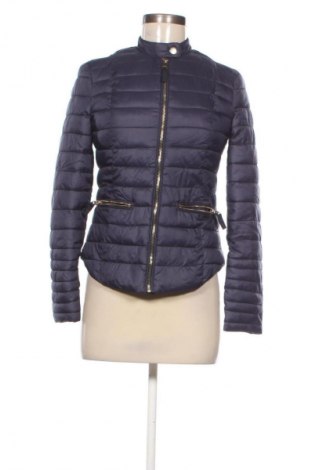 Dámská bunda  Bershka, Velikost S, Barva Modrá, Cena  606,00 Kč