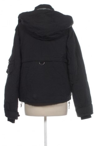Γυναικείο μπουφάν Bershka, Μέγεθος L, Χρώμα Μαύρο, Τιμή 32,99 €