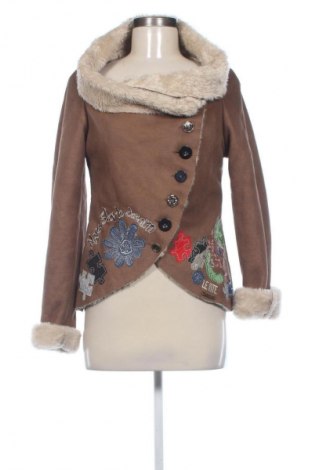 Damenjacke Desigual, Größe M, Farbe Braun, Preis 59,28 €