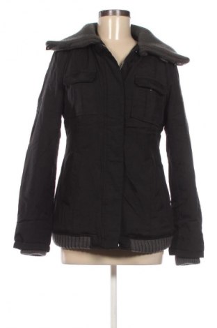 Γυναικείο μπουφάν John Baner, Μέγεθος M, Χρώμα Μαύρο, Τιμή 35,75 €