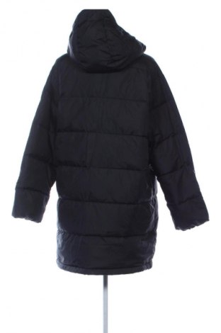 Дамско яке Levi's, Размер M, Цвят Черен, Цена 292,01 лв.