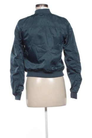 Дамско яке Pull&Bear, Размер S, Цвят Син, Цена 48,00 лв.