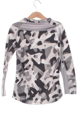 Dziecięca bluzka Nike, Rozmiar 6-7y/ 122-128 cm, Kolor Kolorowy, Cena 57,00 zł