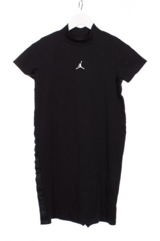 Dětské šaty  Air Jordan Nike, Velikost 12-13y/ 158-164 cm, Barva Černá, Cena  1 579,00 Kč