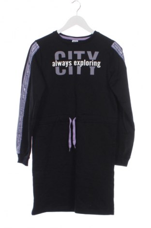 Детска рокля Y.F.K., Размер 12-13y/ 158-164 см, Цвят Черен, Цена 23,94 лв.