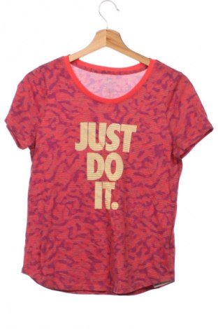 Детска тениска Nike, Размер 13-14y/ 164-168 см, Цвят Многоцветен, Цена 25,42 лв.
