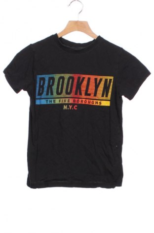 Dětské tričko  Primark, Velikost 7-8y/ 128-134 cm, Barva Černá, Cena  148,00 Kč