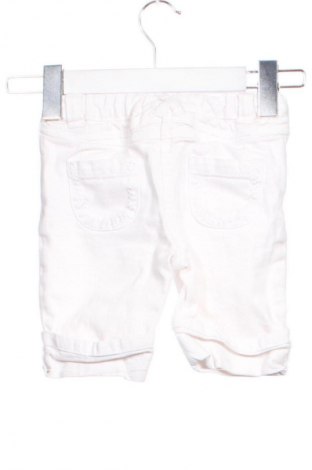 Pantaloni scurți pentru copii George, Mărime 18-24m/ 86-98 cm, Culoare Alb, Preț 36,84 Lei