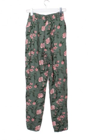 Детски панталон H&M, Размер 14-15y/ 168-170 см, Цвят Многоцветен, Цена 21,51 лв.