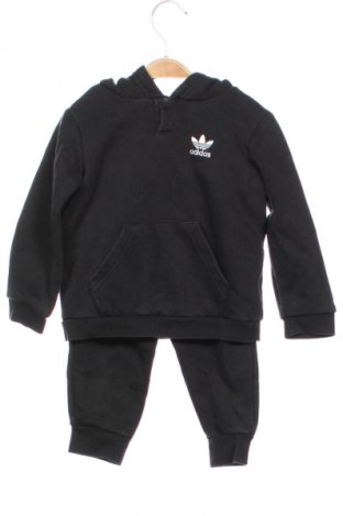 Детски спортен екип Adidas Originals, Размер 12-18m/ 80-86 см, Цвят Черен, Цена 47,88 лв.