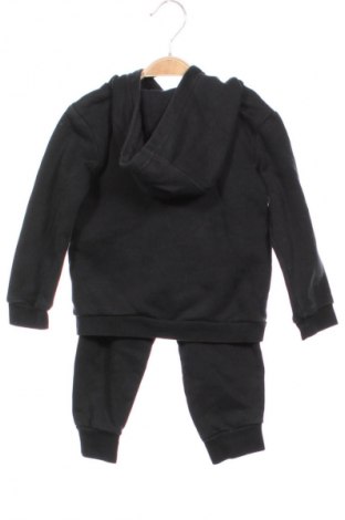 Детски спортен екип Adidas Originals, Размер 12-18m/ 80-86 см, Цвят Черен, Цена 47,88 лв.