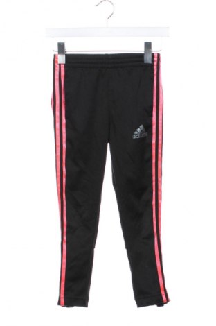 Dětské tepláky Adidas, Velikost 6-7y/ 122-128 cm, Barva Černá, Cena  709,00 Kč