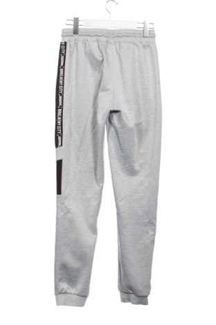 Παιδική κάτω φόρμα Chapter, Μέγεθος 15-18y/ 170-176 εκ., Χρώμα Πολύχρωμο, Τιμή 10,99 €