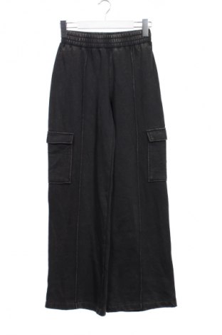 Kinder Sporthose H&M, Größe 14-15y/ 168-170 cm, Farbe Grau, Preis 12,79 €