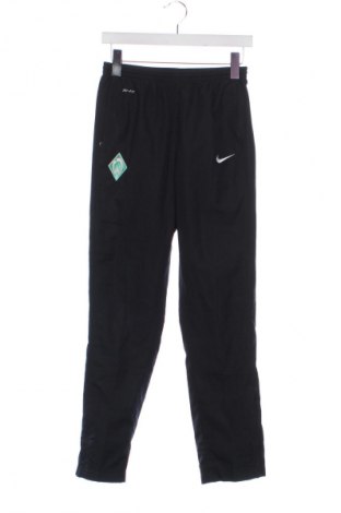 Detské tepláky Nike, Veľkosť 11-12y/ 152-158 cm, Farba Čierna, Cena  17,36 €