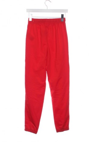 Gyerek sport nadrág Nike, Méret 14-15y / 168-170 cm, Szín Piros, Ár 12 049 Ft