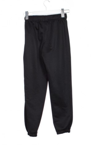 Dětské tepláky Nike, Velikost 9-10y/ 140-146 cm, Barva Černá, Cena  429,00 Kč