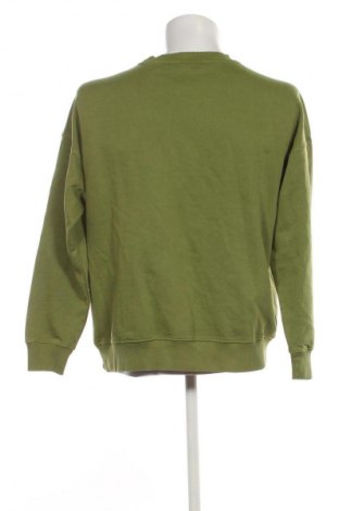 Herren Shirt Pull&Bear, Größe M, Farbe Grün, Preis 20,99 €