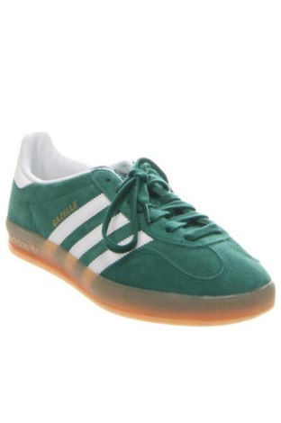 Férfi cipők
 Adidas, Méret 43, Szín Zöld, Ár 51 919 Ft