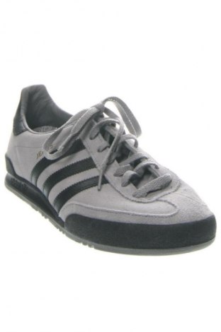 Férfi cipők
 Adidas Originals, Méret 43, Szín Szürke, Ár 51 919 Ft