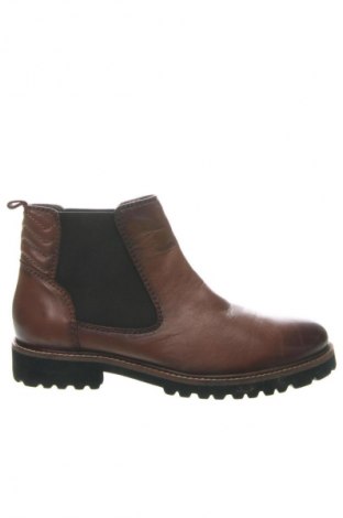 Férfi cipők
 Bata, Méret 41, Szín Barna, Ár 22 800 Ft