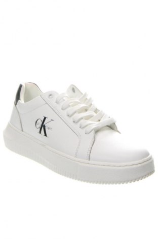 Férfi cipők
 Calvin Klein Jeans, Méret 42, Szín Fehér, Ár 32 779 Ft