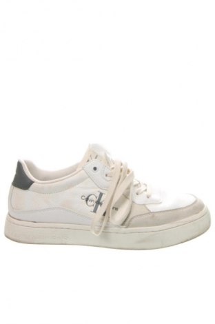 Férfi cipők
 Calvin Klein Jeans, Méret 42, Szín Fehér, Ár 27 669 Ft