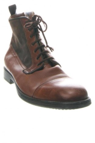 Férfi cipők
 Geox, Méret 44, Szín Barna, Ár 28 469 Ft