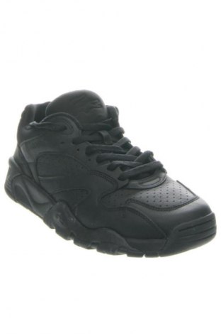 Férfi cipők
 Lacoste, Méret 43, Szín Fekete, Ár 45 289 Ft