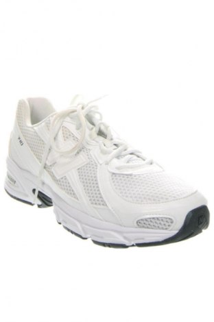 Мъжки обувки New Balance, Размер 44, Цвят Бял, Цена 204,99 лв.