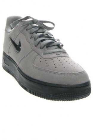 Мъжки обувки Nike, Размер 41, Цвят Сив, Цена 204,99 лв.