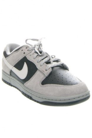 Herrenschuhe Nike, Größe 42, Farbe Mehrfarbig, Preis 137,99 €