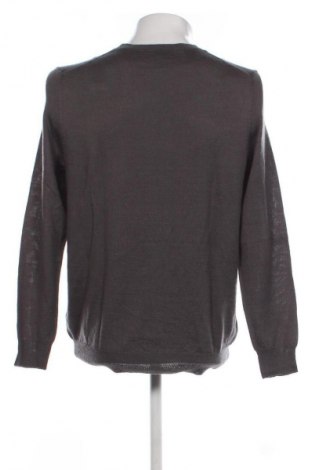 Мъжки пуловер Royal Class, Размер M, Цвят Сив, Цена 21,99 лв.