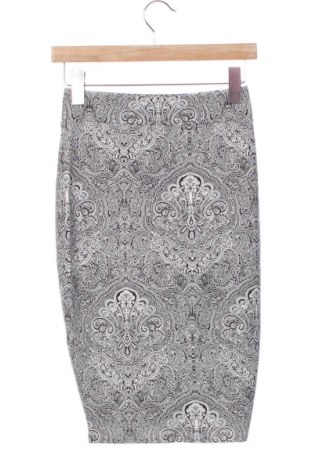 Пола Amisu, Размер XS, Цвят Многоцветен, Цена 23,18 лв.