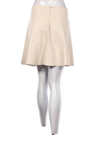 Szoknya Amisu, Méret L, Szín Ekrü
, Ár 2 899 Ft